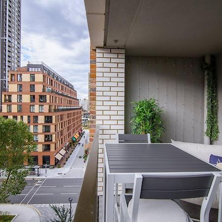Superb 1 Bedroom Apartment 3Mins From Tube Station London Kültér fotó